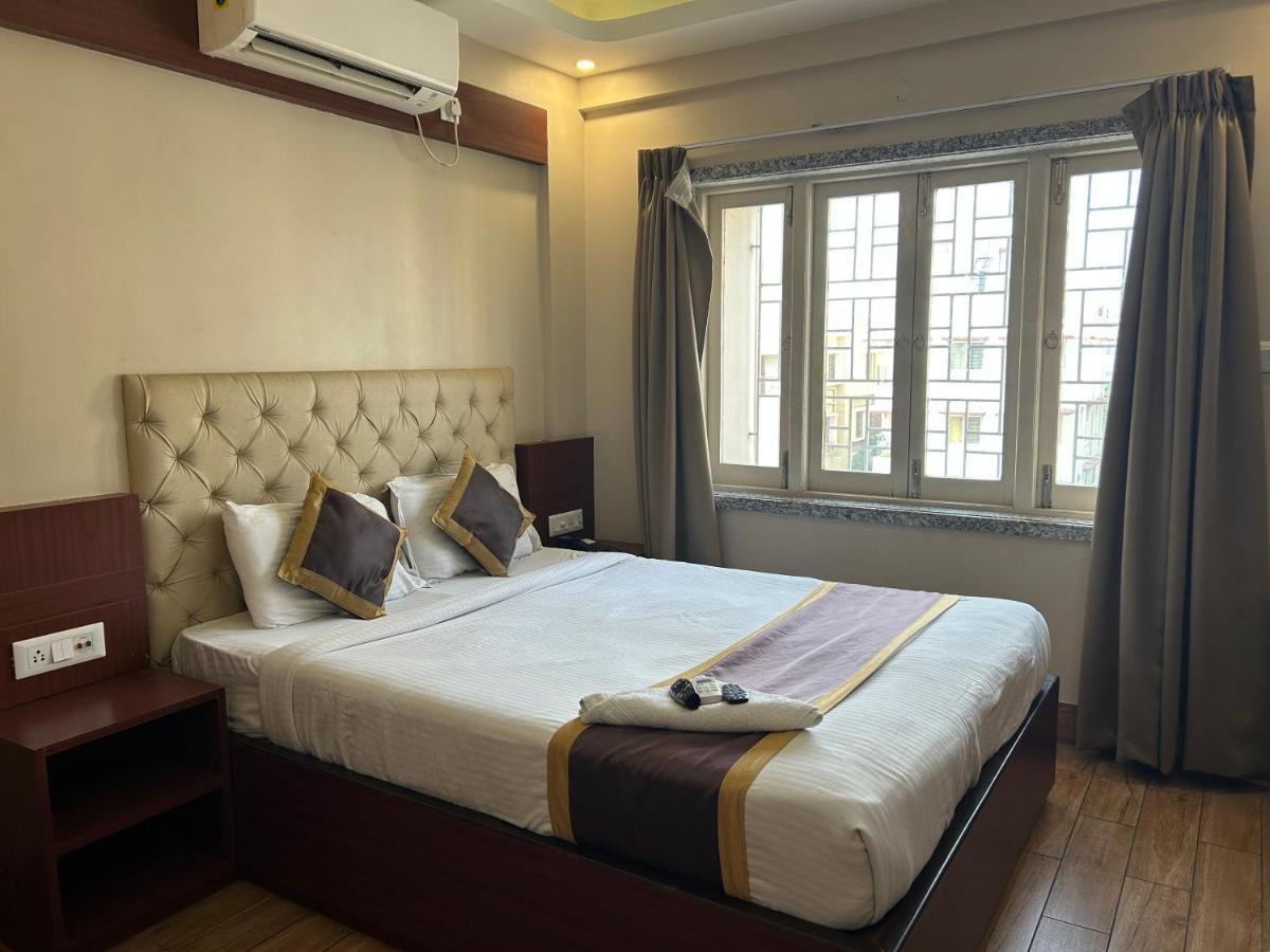The Aster Enclave Hotel Kolkata Exterior photo